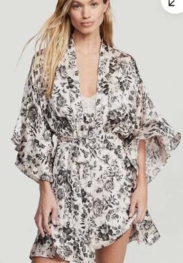 Victoria's Secret Satin Lace Trim Robe M/L Y2K